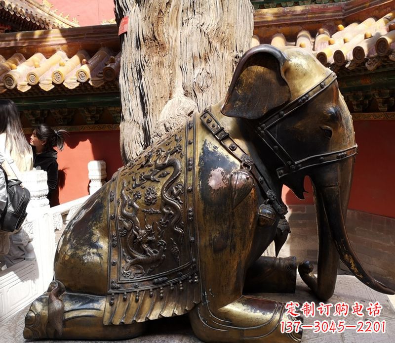 宁波公园动物大象铜雕