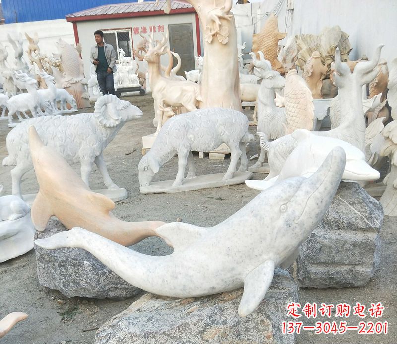 宁波公园动物海豚石雕