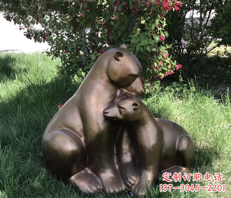 宁波公园动物母子熊铜雕