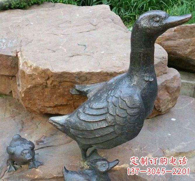宁波动物雕塑——精致铜质鸭子雕塑