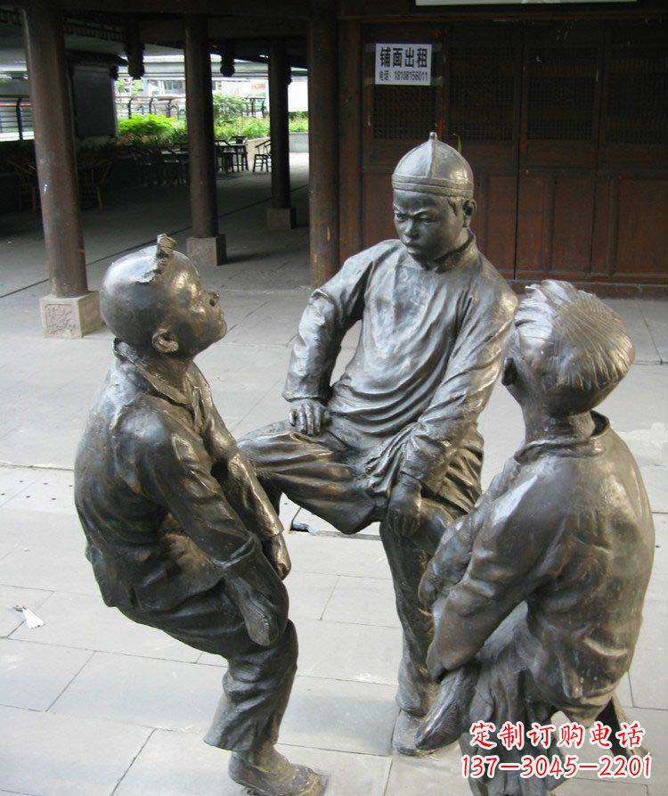 宁波铜雕男孩斗鸡小品雕塑