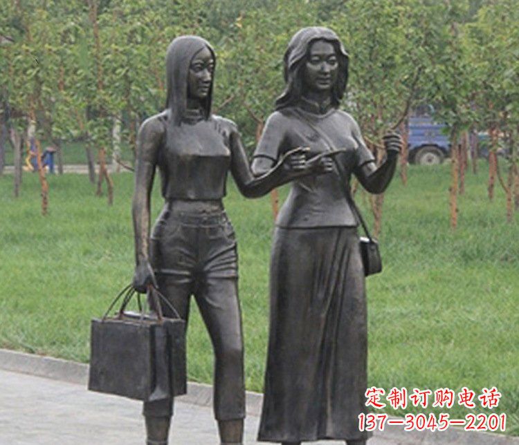 宁波艺术精品铜雕——公园逛街女性人物铜雕塑