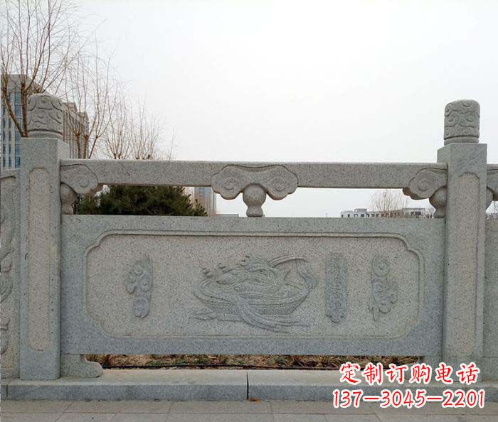 宁波公园户外栏板石雕