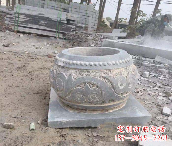 宁波古典风格的仿古石水缸雕塑