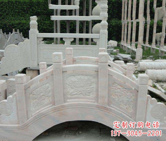 宁波红石拱桥雕塑