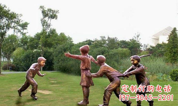 宁波风格多变的老鹰雕塑