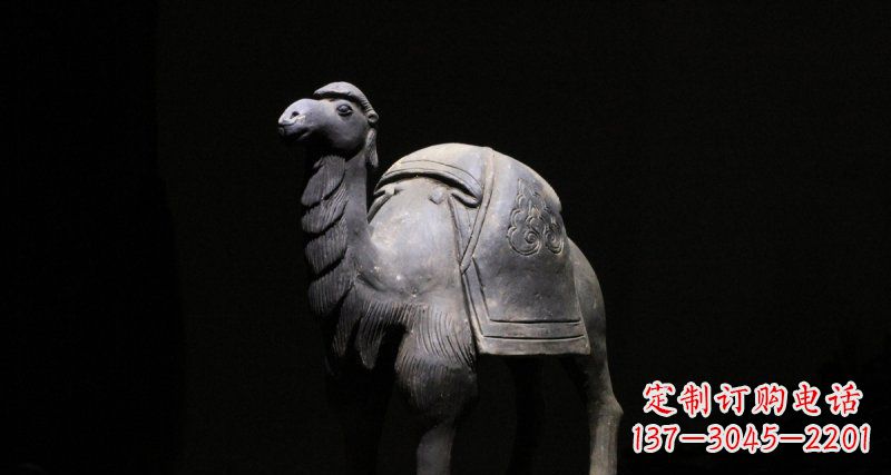 宁波公园骆驼动物铜雕 (3)