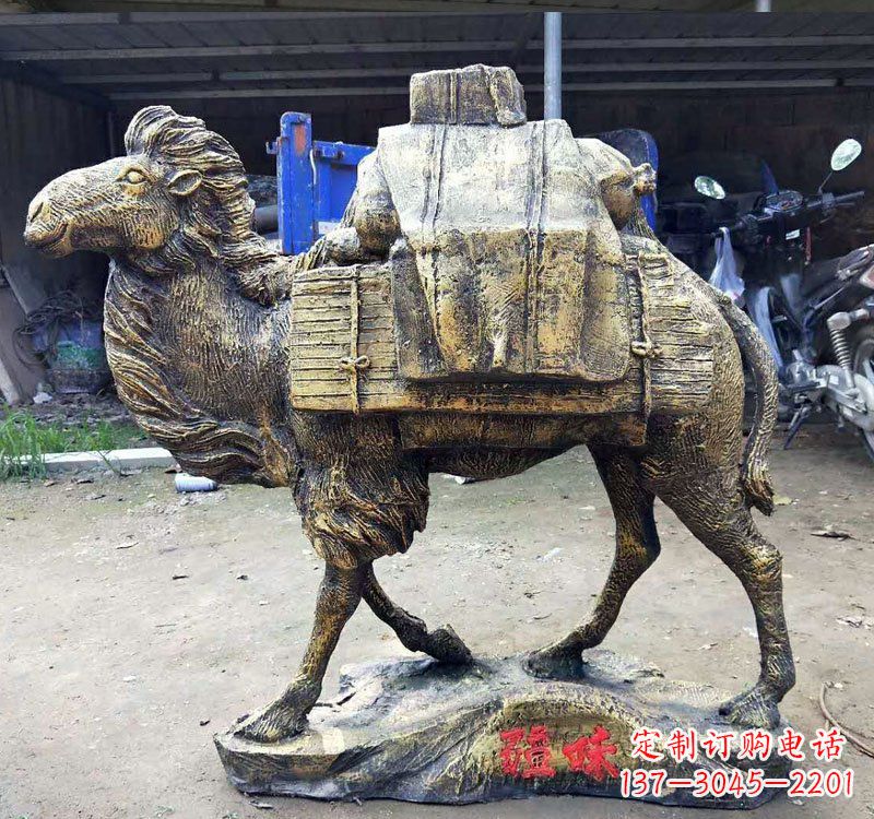 宁波公园骆驼铜雕