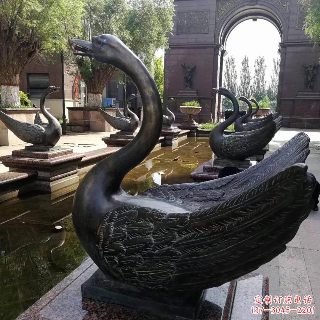 宁波公园喷水天鹅铜雕