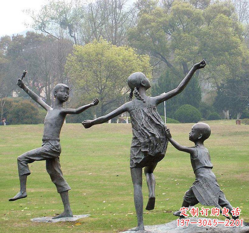 宁波公园人物放风筝的儿童铜雕
