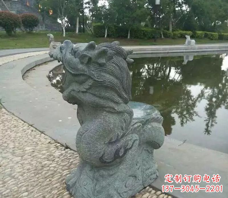 宁波公园十二生肖龙石雕