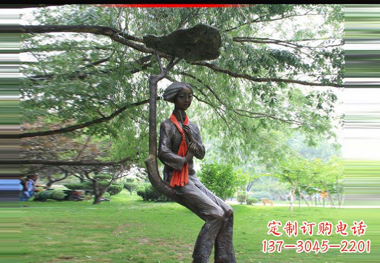 宁波可爱迷人的美女雕塑