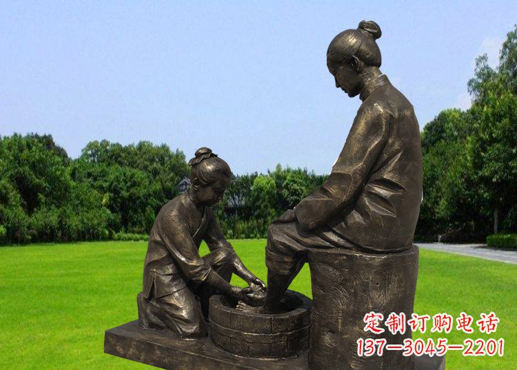 宁波浓浓爱意的母爱,定制青铜铸造的母亲雕塑