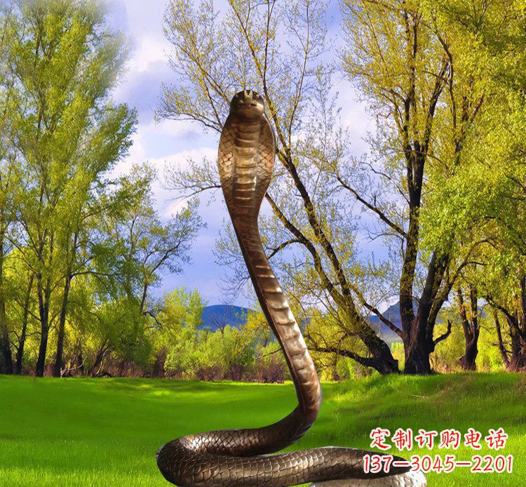 宁波铜质眼镜蛇动物雕塑