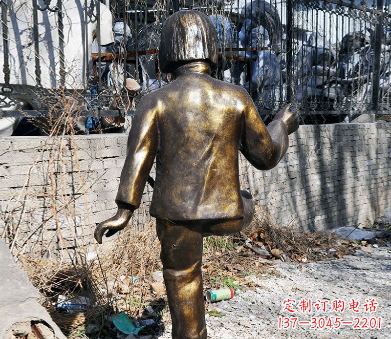 宁波纯正艺术——公园小女孩踢毽子铜雕