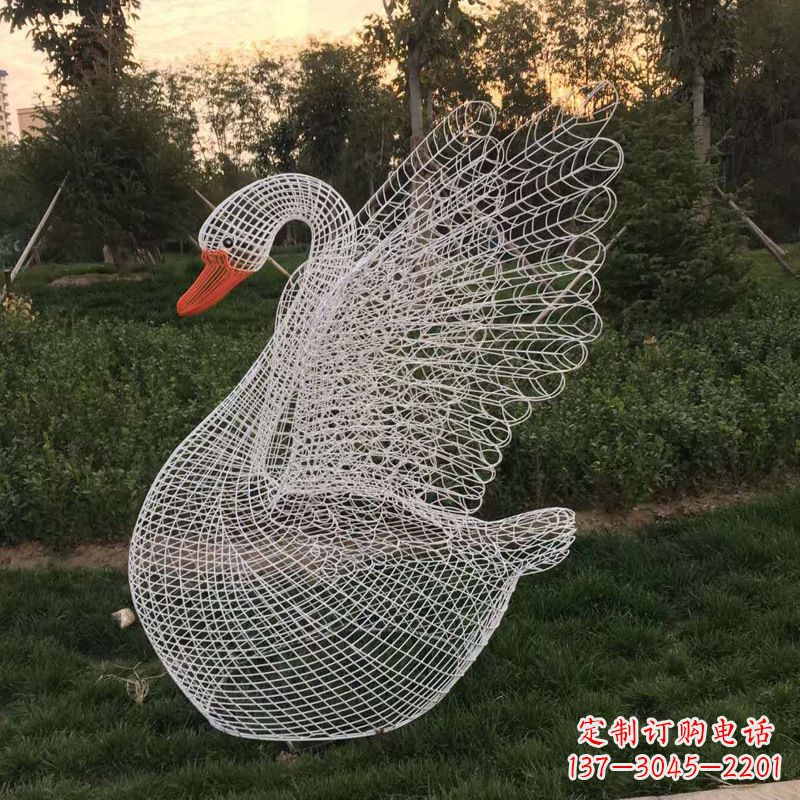 宁波秀美天鹅铁艺雕塑,点缀公园绿地