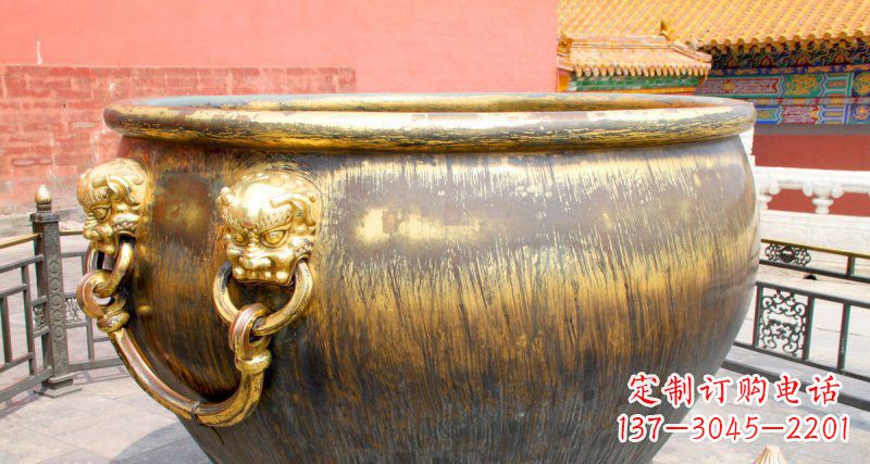 宁波故宫圆形水缸铜雕