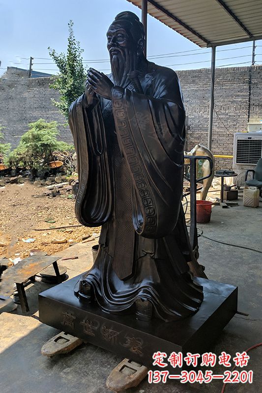 宁波精美孔子雕塑,还原历史大师的英姿