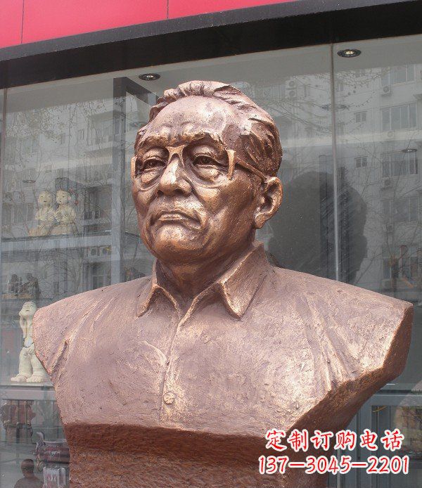 宁波广场巴金头像人物铜雕
