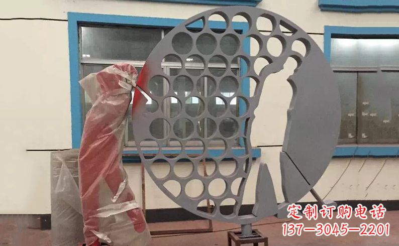 宁波中领雕塑-不锈钢高尔夫球雕塑