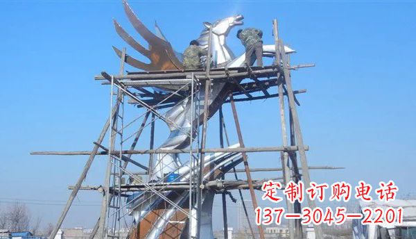 宁波不锈钢飞马雕塑,给广场一个灵动之美