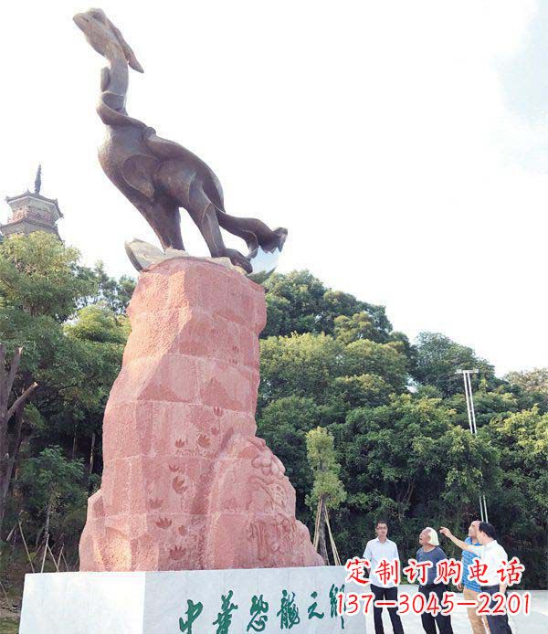 宁波恐龙雕塑,极致灵动与完美融合