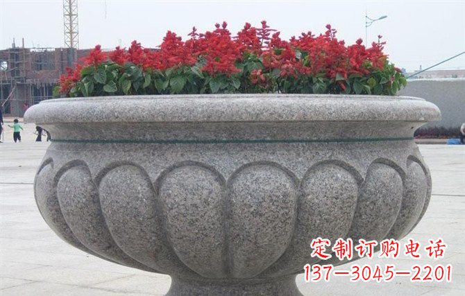 宁波流线形花盆雕塑,打造完美室外空间