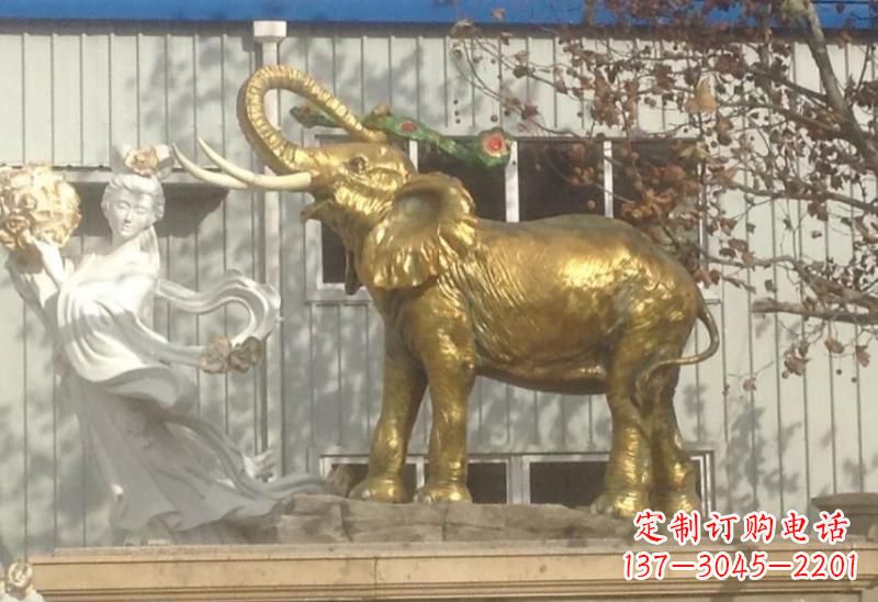 宁波海洋之神的守护——大象雕塑
