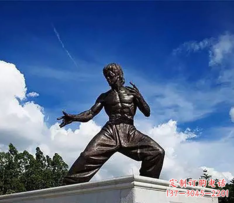 宁波铸造传奇——李小龙铜雕塑