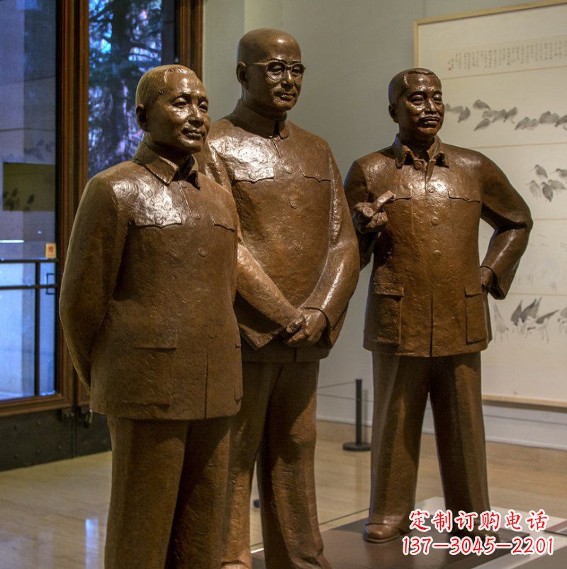 宁波广场三个伟人人物铜雕