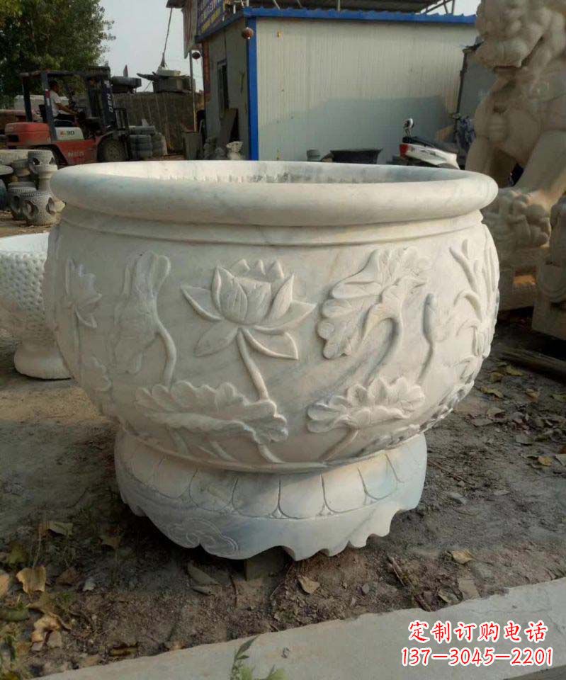 宁波汉白玉荷花石浮雕水缸，营造令人心旷神怡的宁静之美