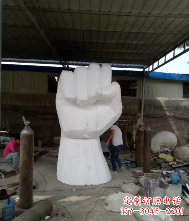 宁波中领雕塑推出户外不锈钢拳头雕塑