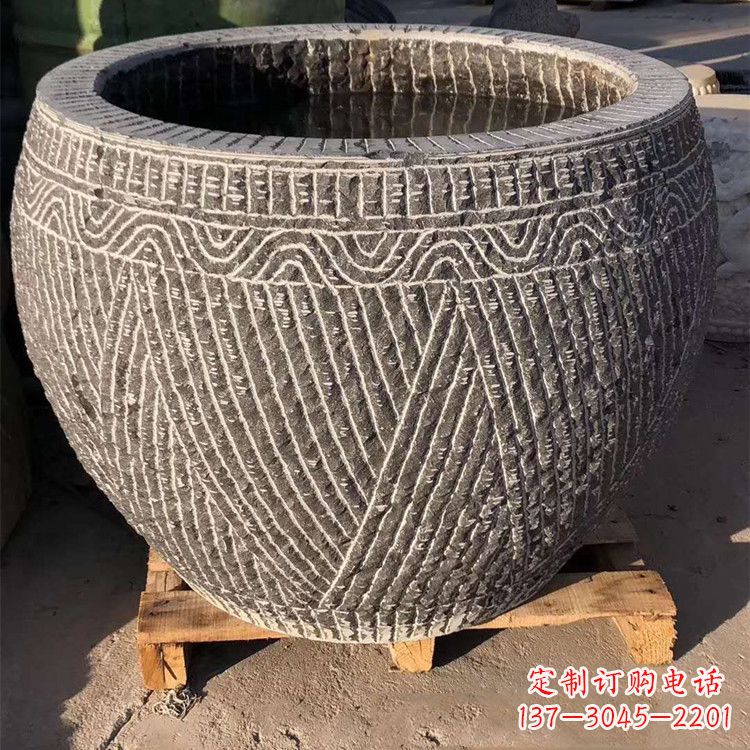 宁波花园石头鱼缸