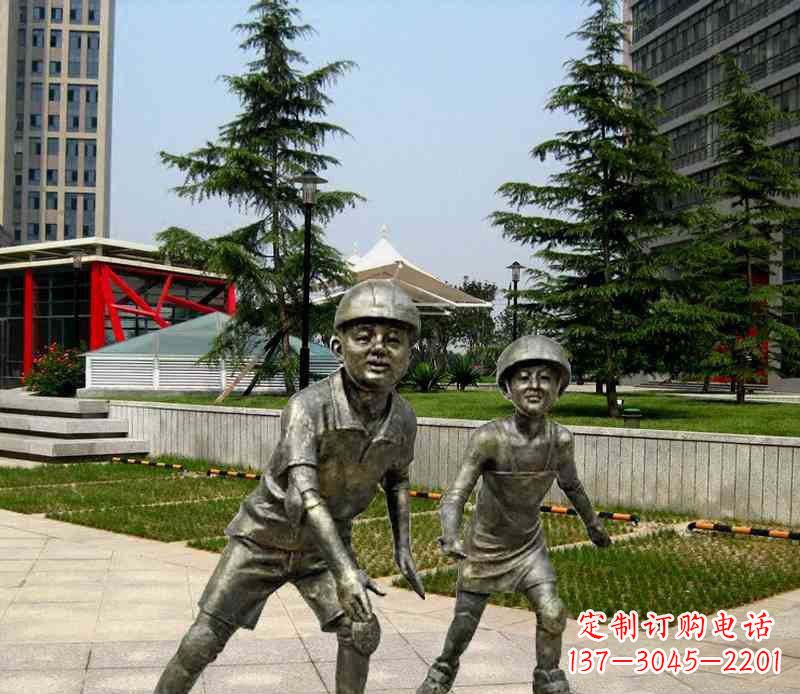 宁波滑旱冰男孩铜雕,精细而引人入胜