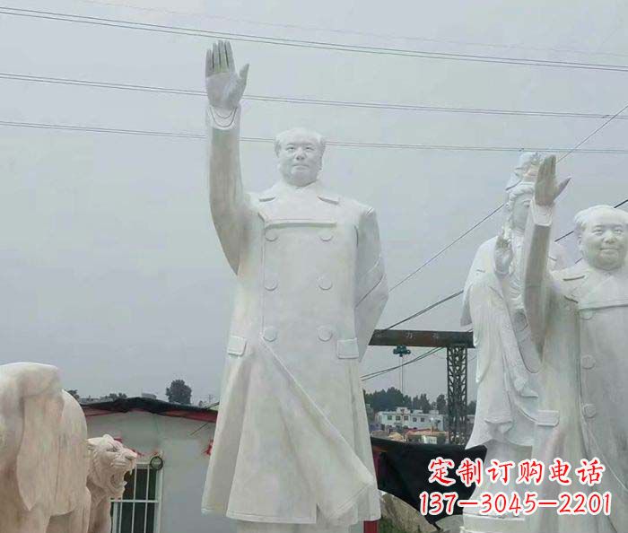 宁波挥手毛泽东伟人石雕
