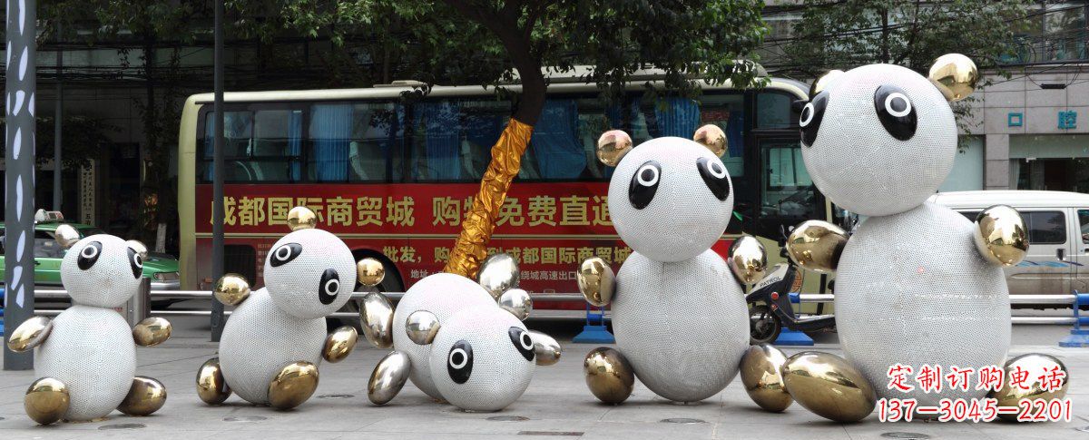 宁波中领雕塑：优雅的不锈钢抽象熊猫雕塑