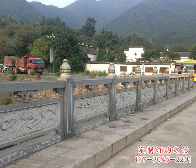 宁波景区荷花浮雕石栏板石雕
