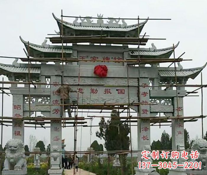 宁波传承古艺三门牌坊石雕