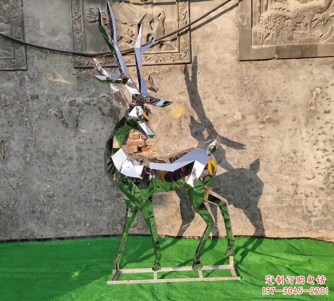 宁波闪耀华丽的不锈钢几何梅花鹿雕塑