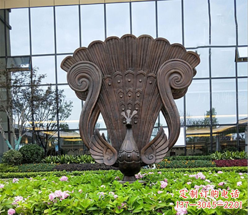宁波装点家园的精美孔雀雕塑
