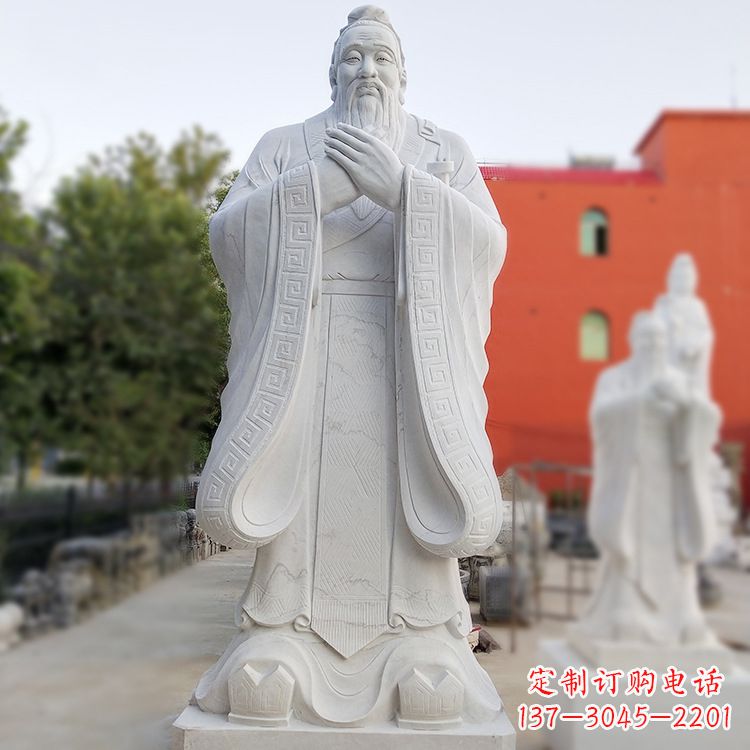 宁波孔子雕像佩剑
