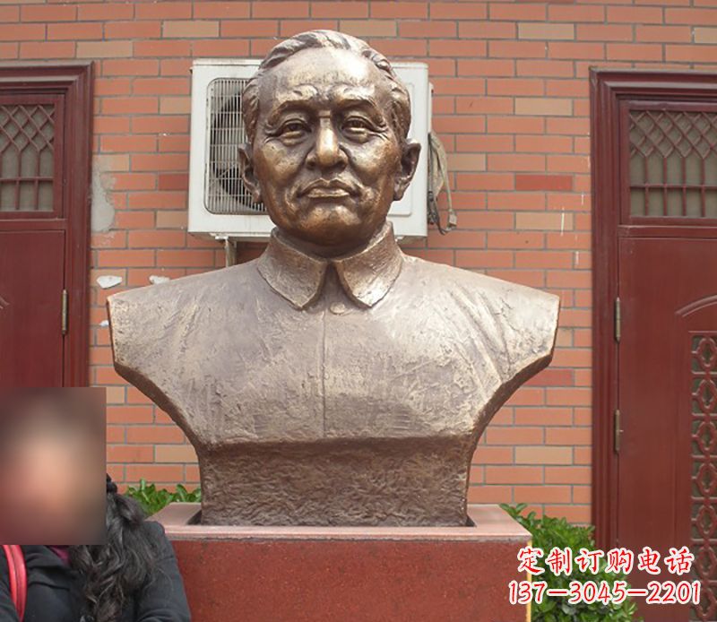 宁波铜雕李四，与众不同的光头匠艺