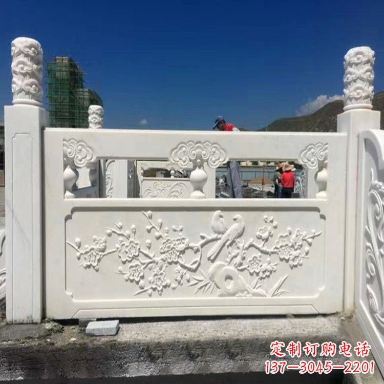宁波梅花石雕塑栏板——为您的室内外空间带来精美的艺术气息