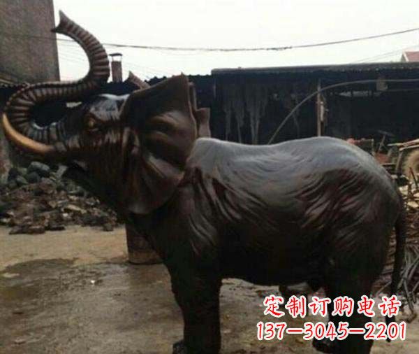 宁波精致细腻的大象铜雕