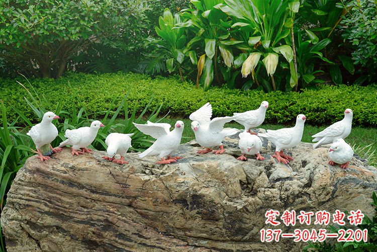 宁波鸽子雕塑,母亲抱孩子的传家之宝
