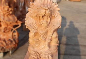 宁波象征力量的汇丰狮子红石雕