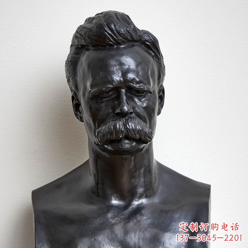宁波尼采石雕头像,独特而华丽