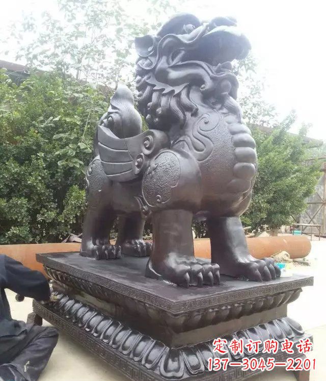 宁波山中领雕塑是一家多年经验丰富的雕塑定制厂…