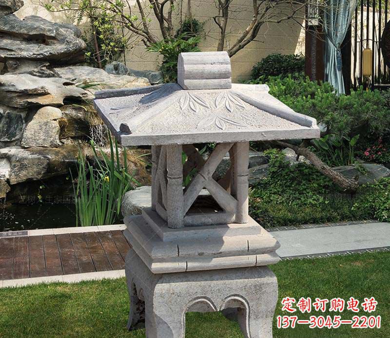 宁波青石草坪照明灯——装点环境的美丽石灯雕塑