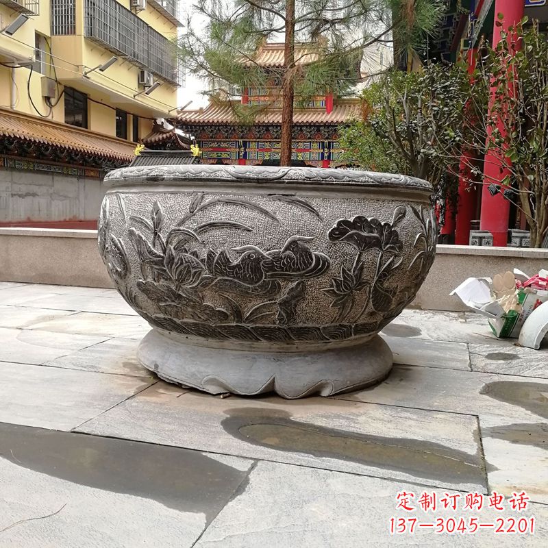 宁波青石仿古风格鱼缸雕塑